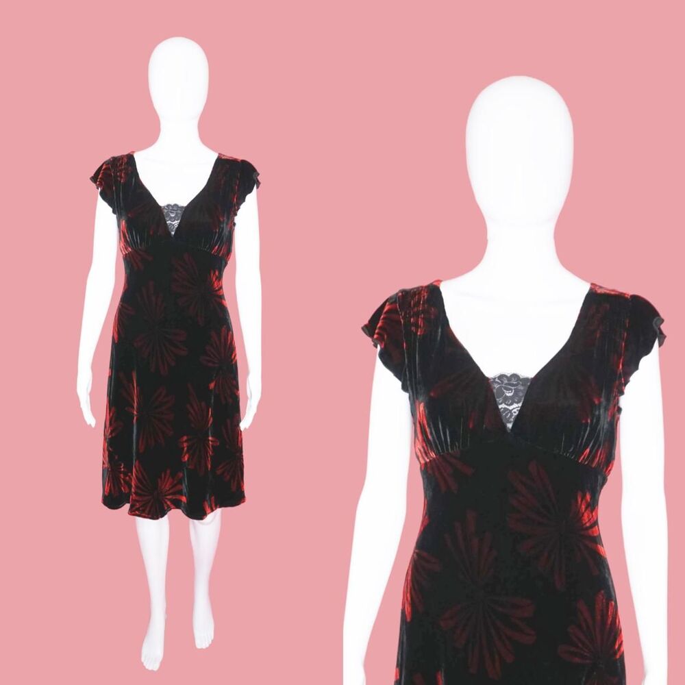 Y2K NANETTE LEPORE Velvet Flutter Sleeve Dress W/Ribbon Print & Lace Panel. SM